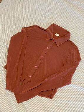 Wilfred Button-Front Long Sleeve Top